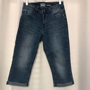 Jane Jeans Los Angeles CA medium rise crop